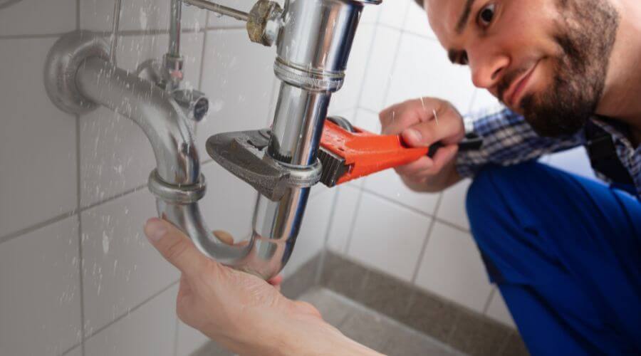 Professional clogged toilet repair services in Pearl City, HI